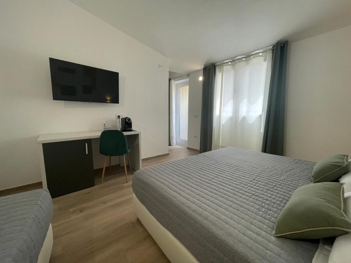 Admayora Guest House Villasimius Ngoại thất bức ảnh